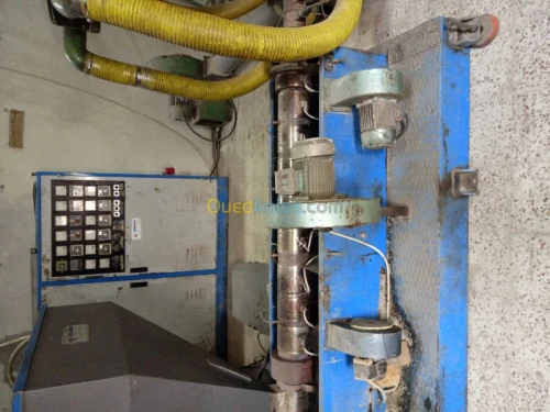 Extrudeuse