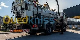 Camion  Débouchage D'assainissement curage vidange 