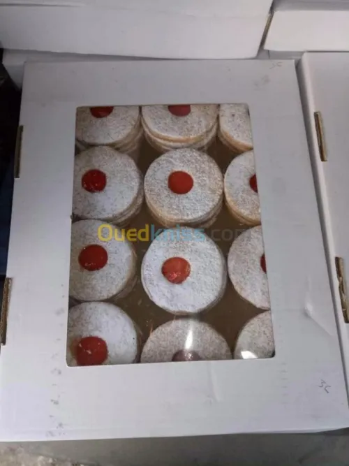 Fabrication de tout tipe de gâteau sec