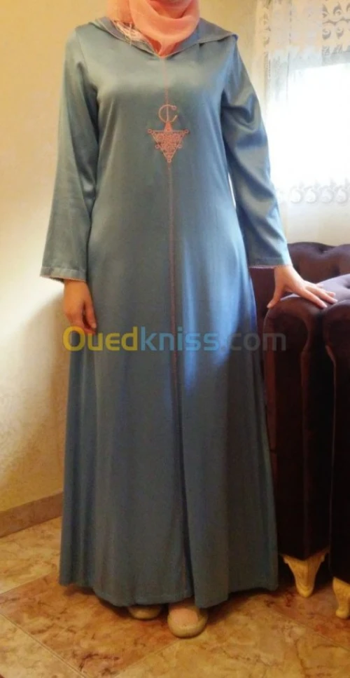 Djelaba  (جلابة حرة)