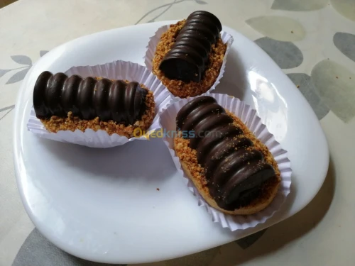 Commande et cours de gâteaux.........