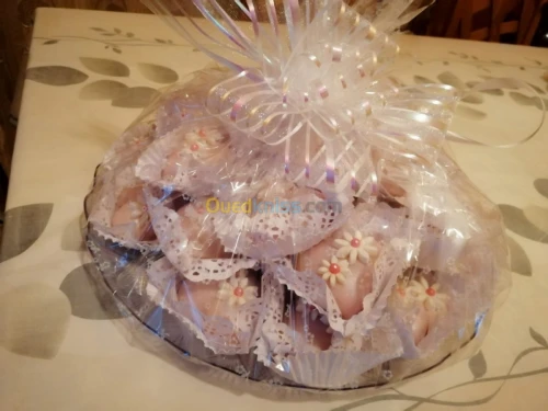 Commande et cours de gâteaux.........