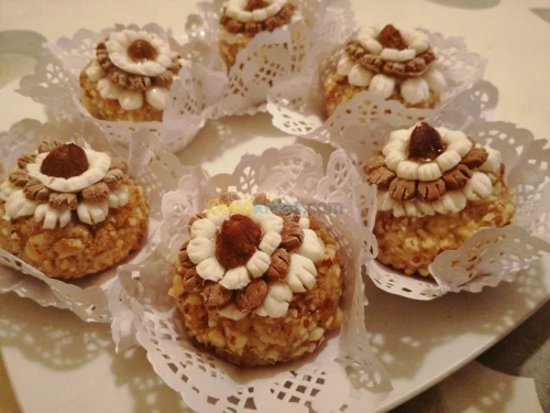 Commande et cours de gâteaux.........