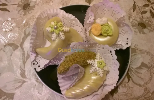 Commande et cours de gâteaux.........