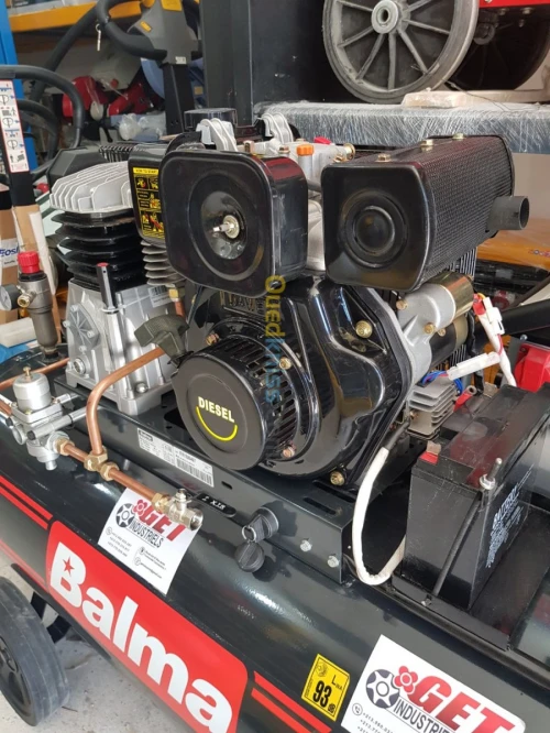 Compresseur diesel thermique a vis Coudeuse cisaille compacteur 