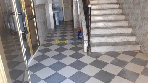 Location Niveau De Villa F5 Oran Arzew