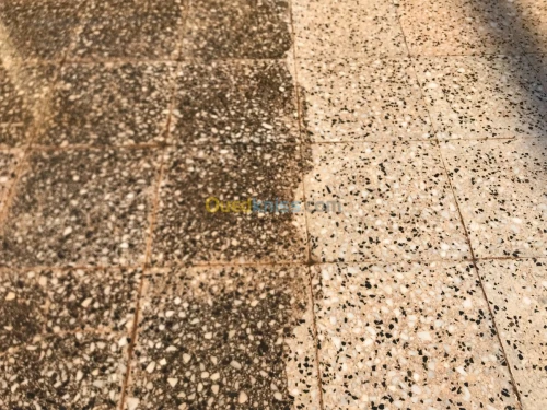 Nettoyage des sols de jardin, trottoir