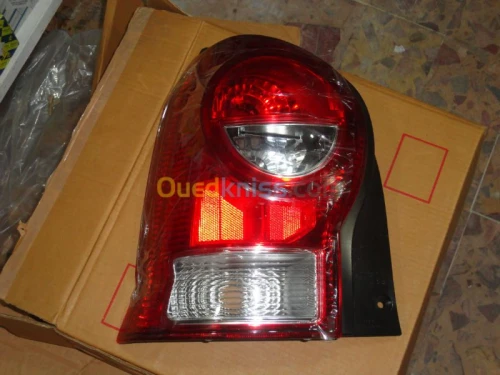 phare ,feu arrier suzuki alto k10
