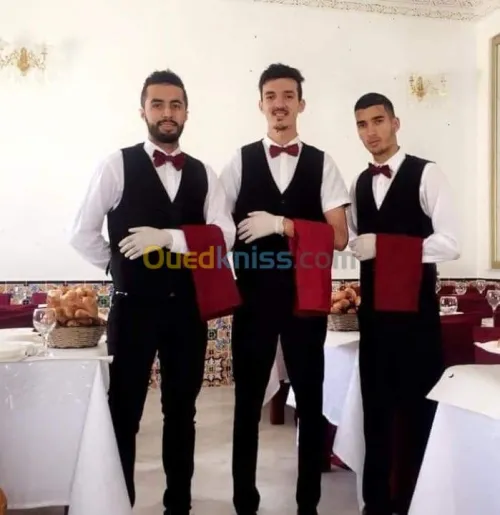 Serveurs et serveuses 