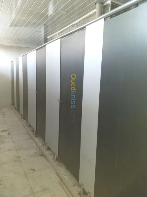 cabine stratifié