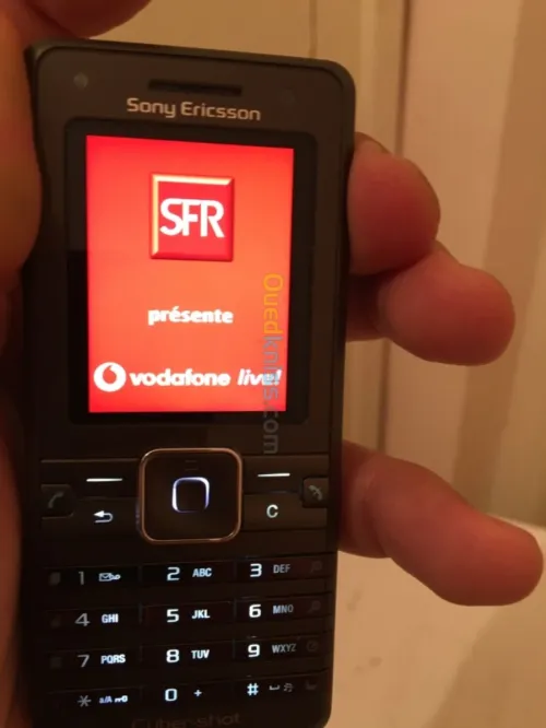 Sony Ericsson K770i