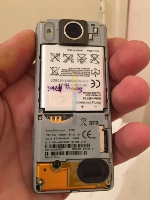 Sony Ericsson K770i