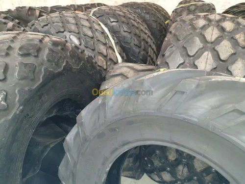 Tout les pneus  et jantes clark 