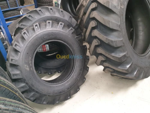 Tout les pneus  et jantes clark 