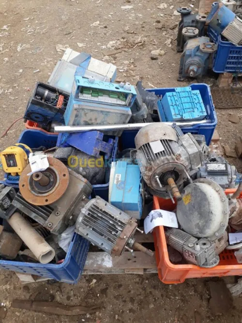 VENTE LOT POMPE A EAU USÉE 