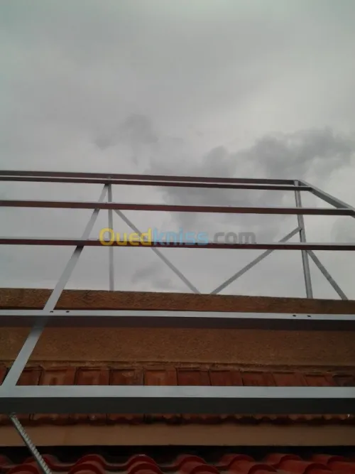 Installation des panneaux solaire.