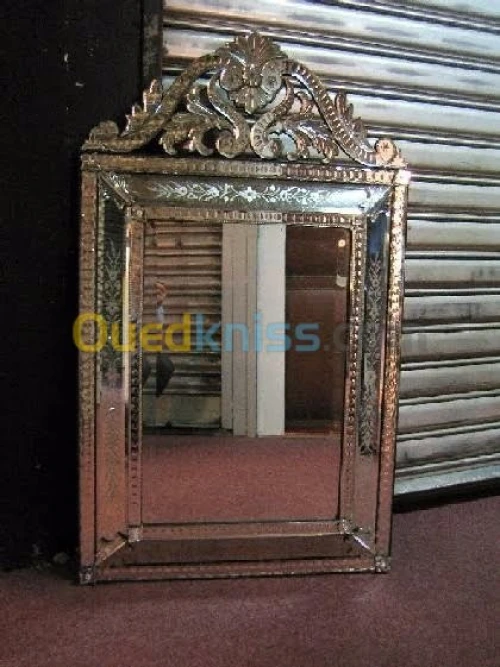 Verres est miroir     زجاج و مرايا 