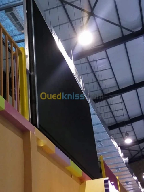 panneaux affichage LED لوحات إشهارية