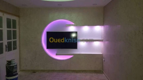 Faux plafond séparation meubles tv