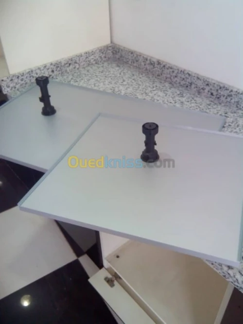 Des pièces quincailleries de cuisine