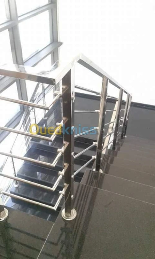 Rompe escaliers  et garde-corps  en in