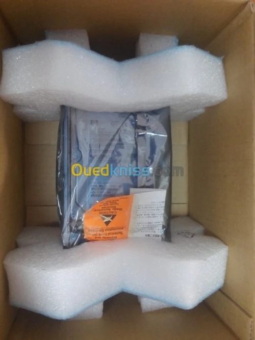 Disque SCSI  146.8GB