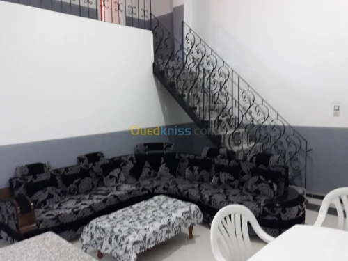 Location vacances Appartement F3 Mostaganem Mostaganem
