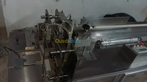Emballeuse de serviette de table 