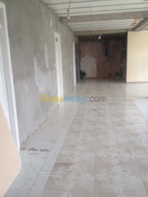 Vente Immeuble Bejaia Seddouk