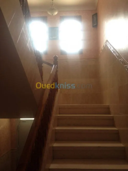 Vente Immeuble Bejaia Seddouk