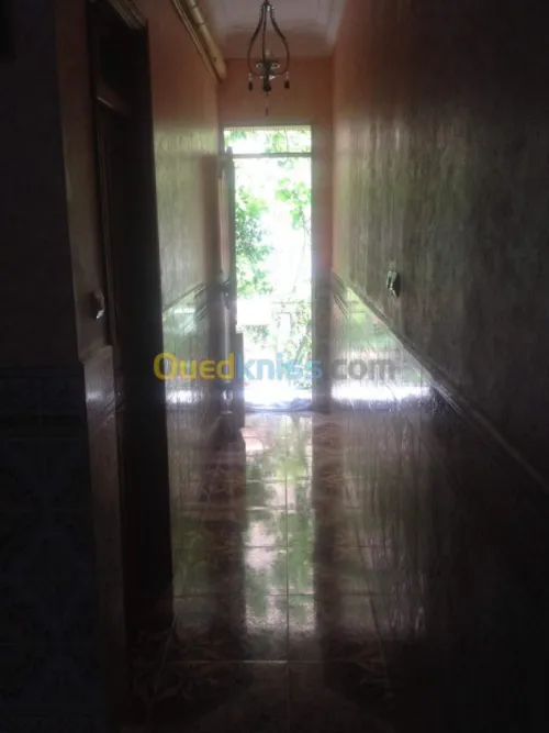 Vente Immeuble Bejaia Seddouk