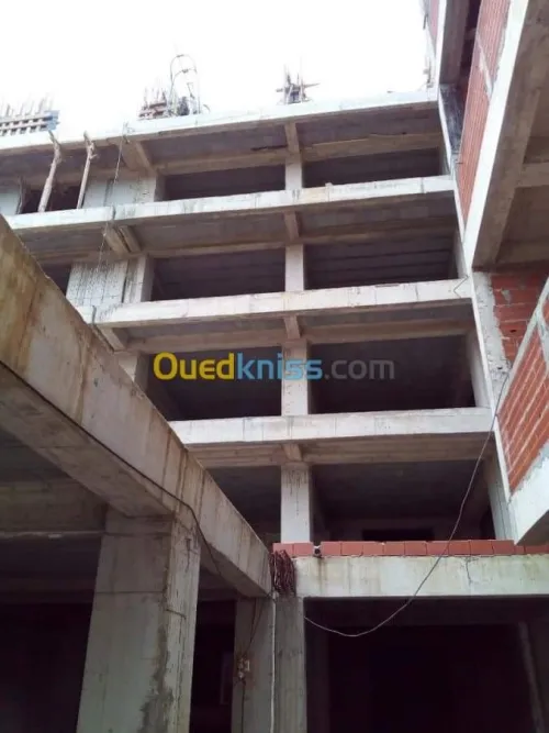  Construction De Maison ( Construction ,Finition Interieur Et Aménagement Des Espaces Extérieur