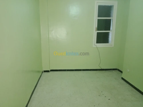 Location Appartement F3 Oum el bouaghi Ain beida