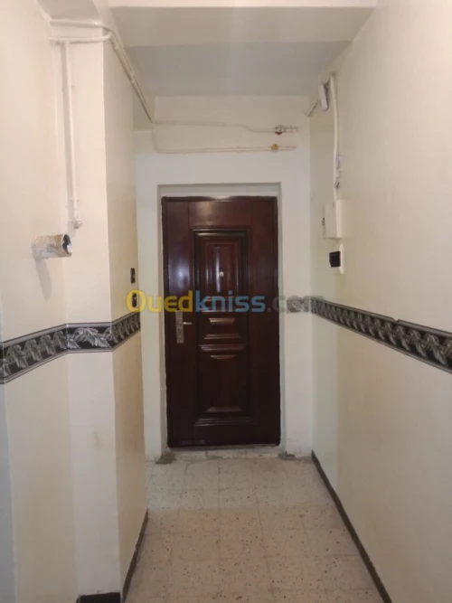 Location Appartement F3 Oum el bouaghi Ain beida