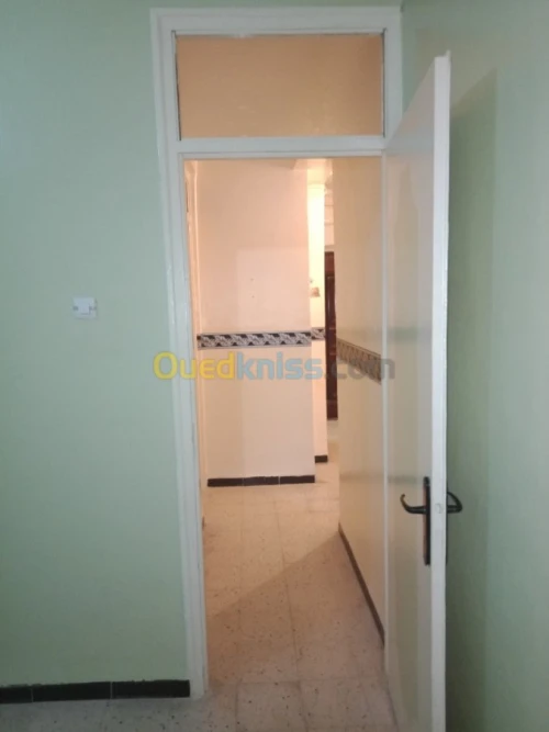 Location Appartement F3 Oum el bouaghi Ain beida