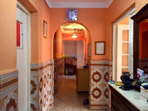 Vente Appartement F4 Alger Bordj el bahri