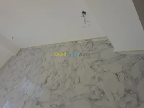تركيب السيراميك و البلاط الأرضي 