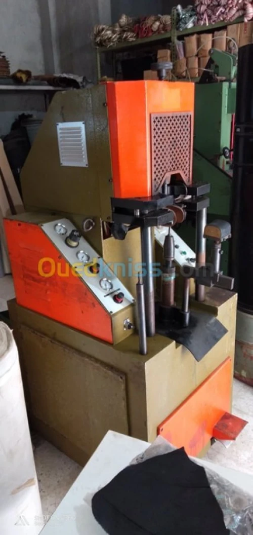  Industrie & Fabrication
