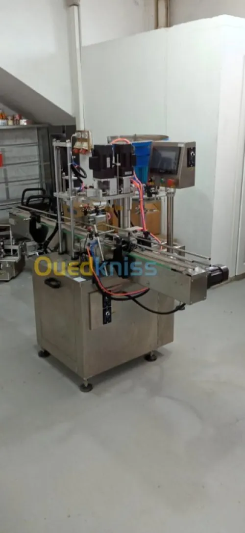 HZTBY-D  BOUCHONNEUSE AUTOMATIQUE