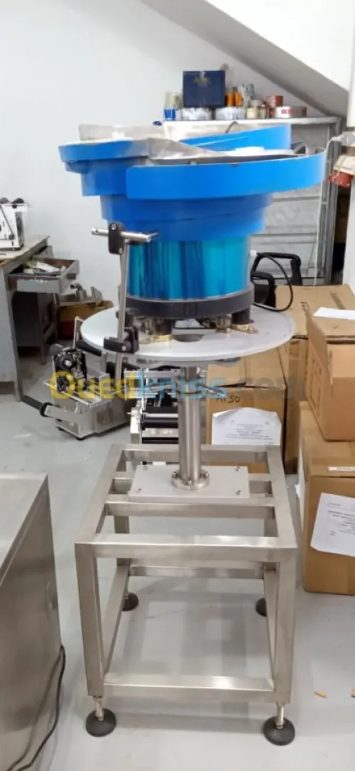 HZTBY-D  BOUCHONNEUSE AUTOMATIQUE