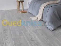 travaux de revêtement de sols et murs 