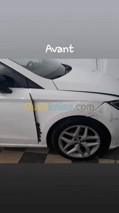 DÉBOSSELAGE DE CARROSSERIE