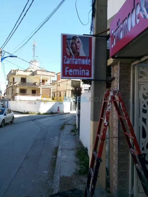 Enseigne lumineuse .lettre boitie. Led