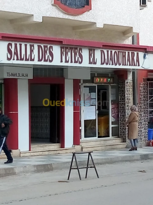 Enseigne lumineuse .lettre boitie. Led