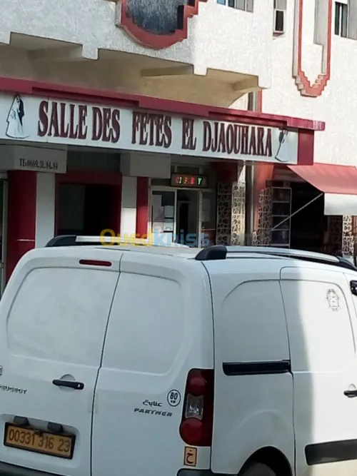 Enseigne lumineuse .lettre boitie. Led