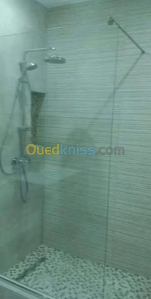 Travaux aluminium et séparation de bur