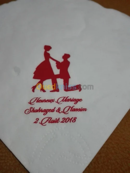 boite a gateau et accessoire des fete