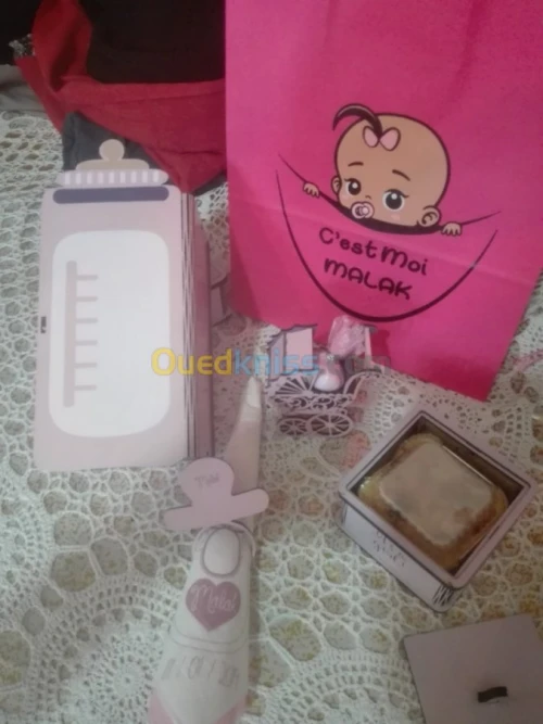 boite a gateau et accessoire des fete