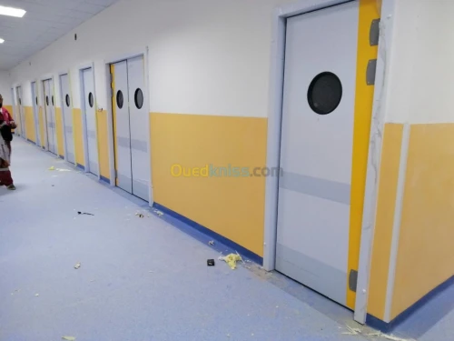 Porte hospitalier antibactériens 