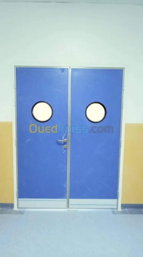 Porte hospitalier antibactériens 